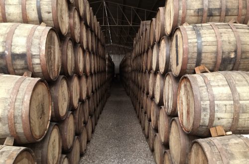 Nowoczesne metody produkcji whisky – jak technologia zmienia sztukę destylacji?